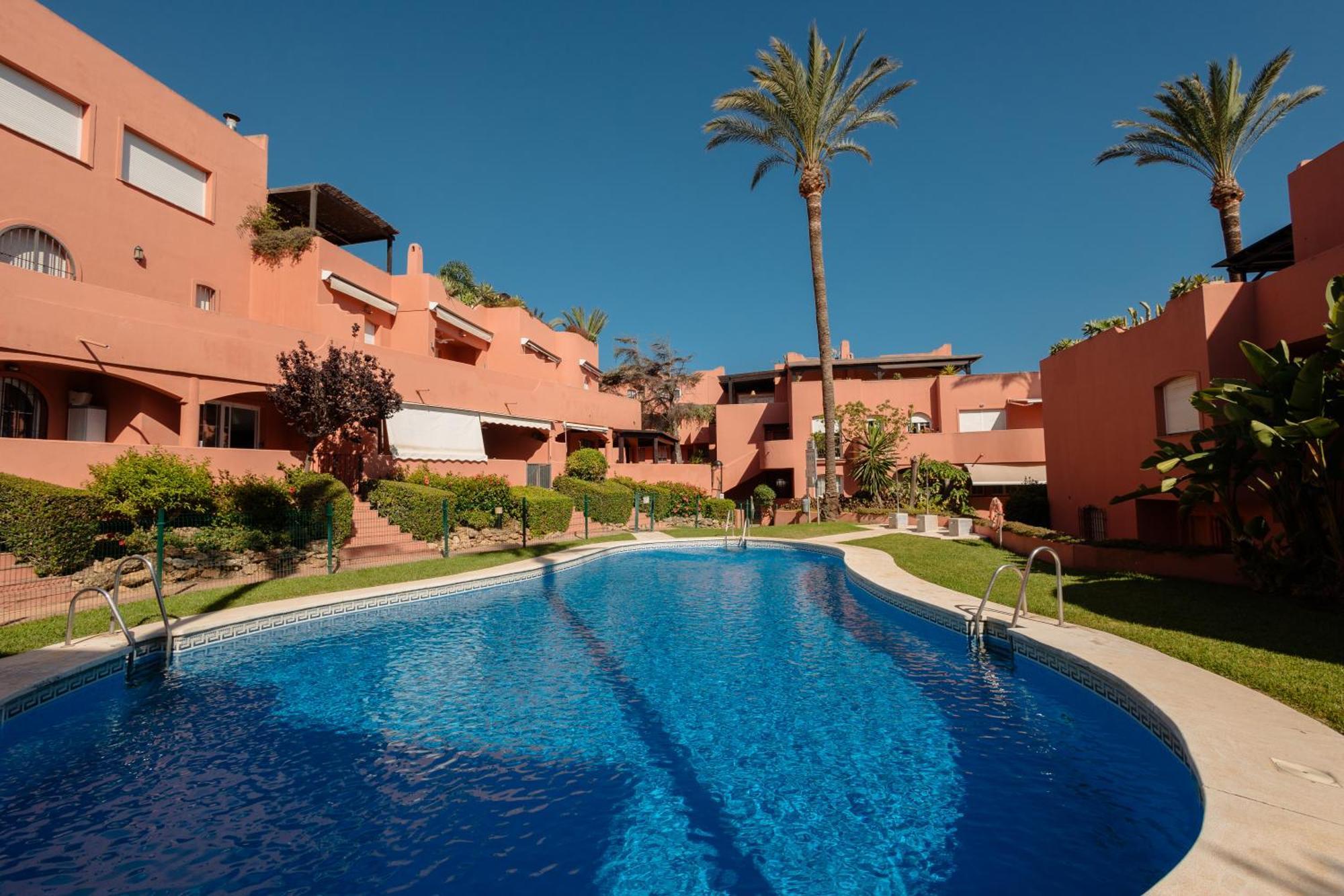 1st Line Complex * Marbella